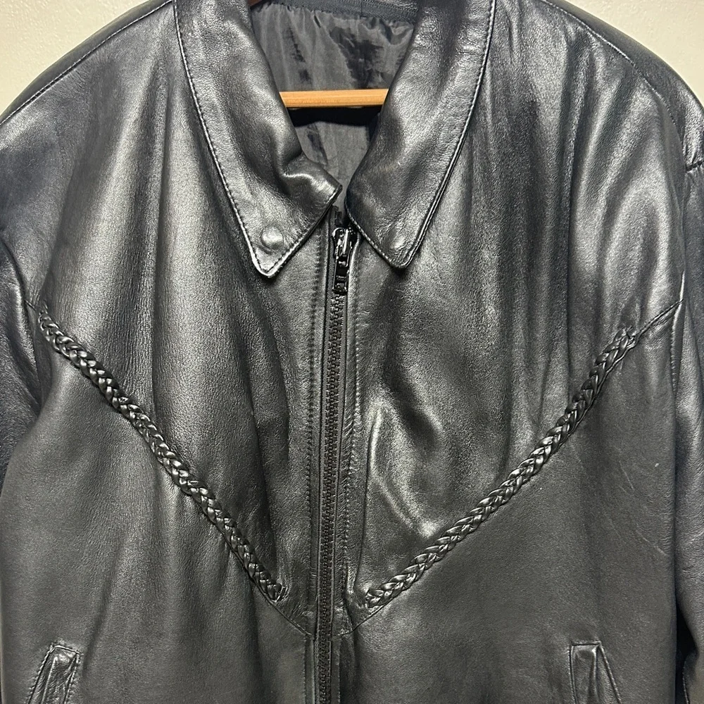 Women's Black Leather Jacket with Braided Detail Sz say 4X more like xl see pics - Picture 2 of 10